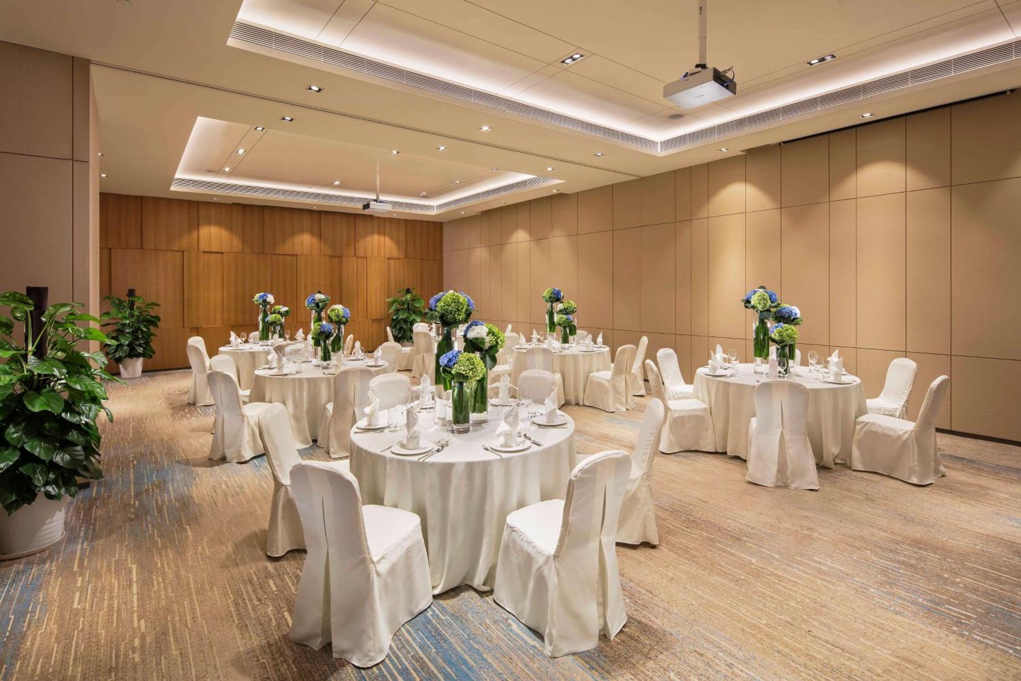 Hilton Garden Inn Shiyan Ngoại thất bức ảnh