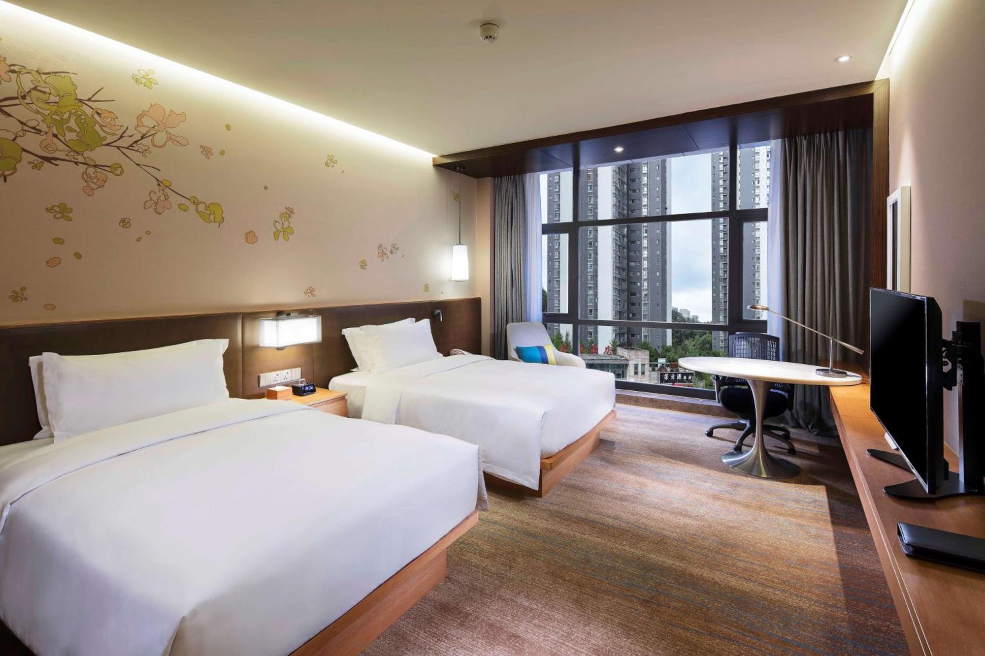 Hilton Garden Inn Shiyan Ngoại thất bức ảnh