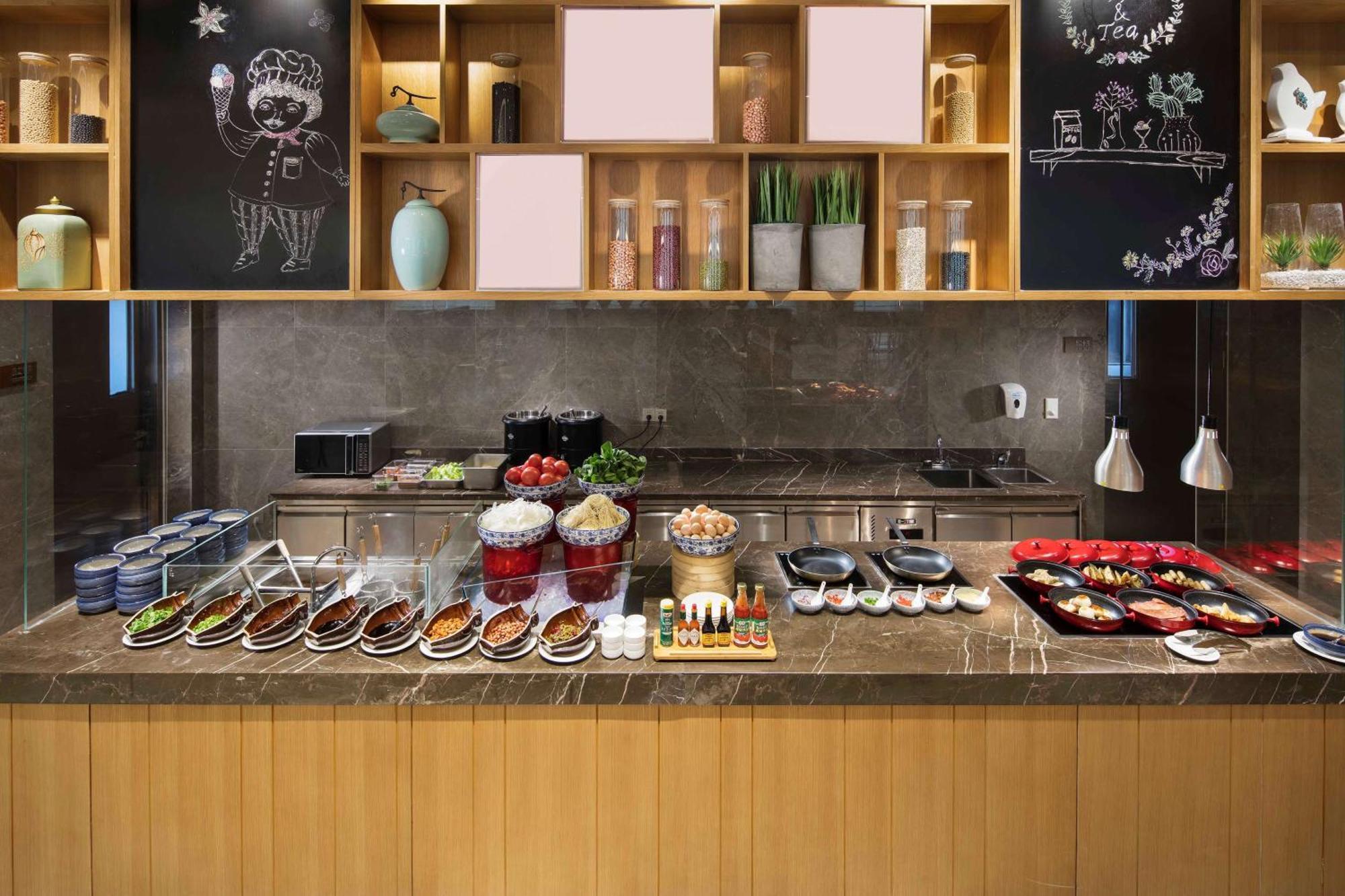 Hilton Garden Inn Shiyan Ngoại thất bức ảnh
